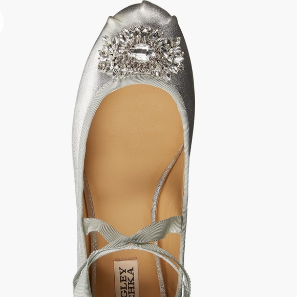 Badgley Mischka Karter II Silver Soft Leather Ornamented Ballet Flat size 10 NWT - Picture 13 of 16